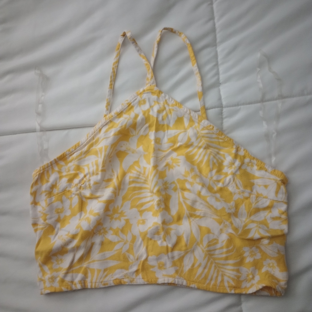 Halter crop top